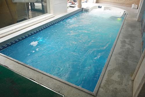 广州金沙洲保利西海岸别墅一体化恒温泳池工程